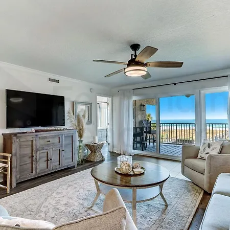 202 Atlantis Condo
